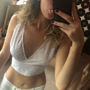 White lace open back tie crop top